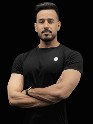 المدرب منصور الغامدي كوتش سعودي فت عالم التمارين الرياضية والأنظمة الغذائية مدرب سعودي فت